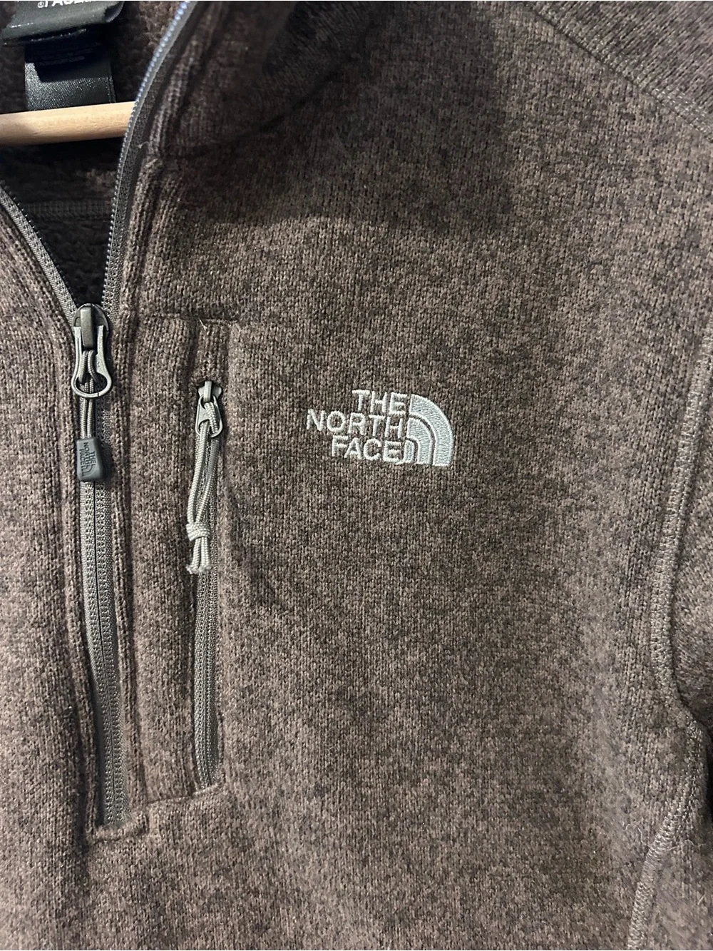 The North Face Men’s Gordon Lyons 1/4 Zip Fleece Pullover Sweater Heather Brown